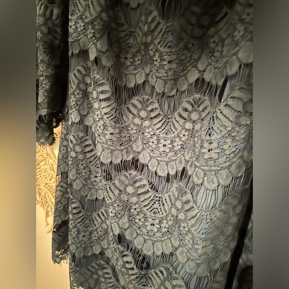 MinkPink Large Off the Shoulder Dress - Picture 2 of 4